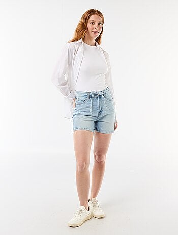 High-waist jeansshort met knoopceintuur