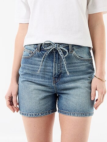 High-waist jeansshort met knoopceintuur