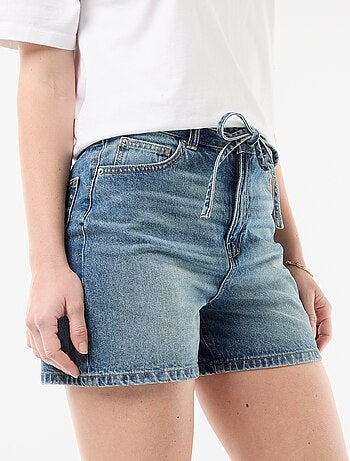 High-waist jeansshort met knoopceintuur
