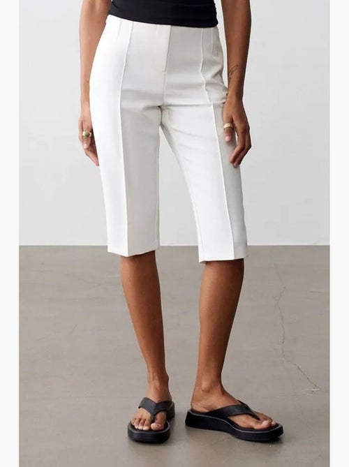 High-waist rechte capri shorts met split dilvin - Kiabi High-waist rechte capri shorts met split dilvin - Kiabi