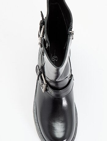 Hoge boots van imitatieleer met decoratieve band