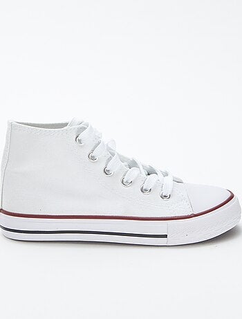 Hoge sneakers met veters