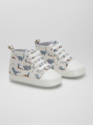 Hoge, stoffen sneakers