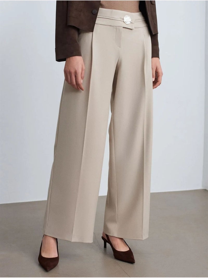 Hoge taille broek met wijde pijp in crêpe dilvin Zand - Kiabi