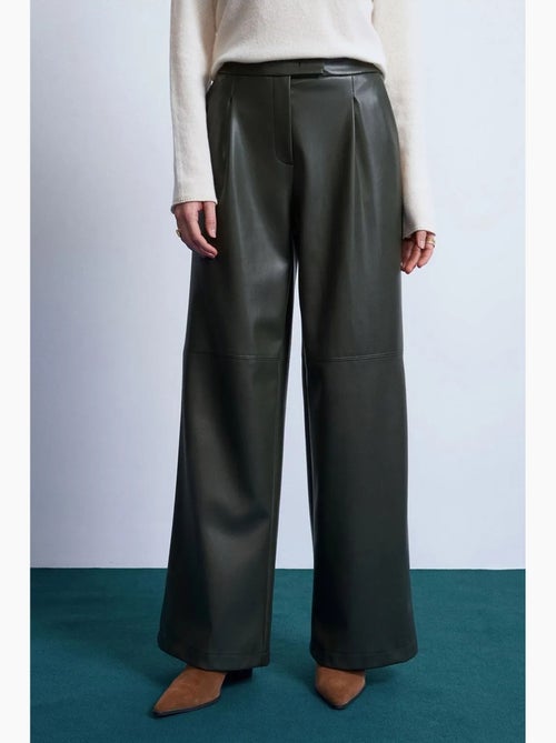 Hoge taille broek met wijde pijp in imitatieleer dilvin - Kiabi Hoge taille broek met wijde pijp in imitatieleer dilvin - Kiabi