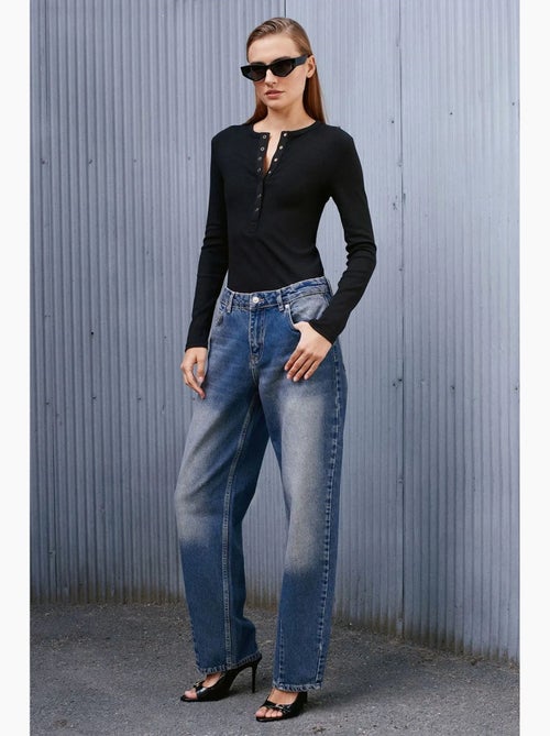 Hoge taille wide-leg jeans van katoen dilvin - Kiabi Hoge taille wide-leg jeans van katoen dilvin - Kiabi