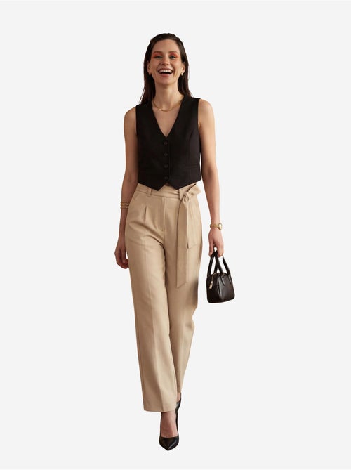 Hoog getailleerde, wijde broek met ceintuur my fashion - Kiabi Hoog getailleerde, wijde broek met ceintuur my fashion - Kiabi