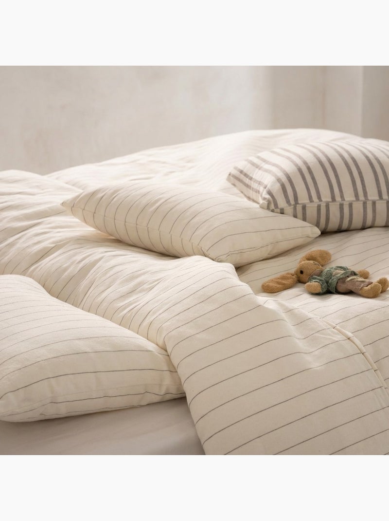 Housse de couette en coton avec fils en relief, tissu texturé. N’inclut pas les taies d’oreiller. Ecru - Kiabi