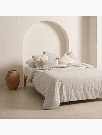 Housse de couette en coton avec fils en relief, tissu texturé. N’inclut pas les taies d’oreiller.