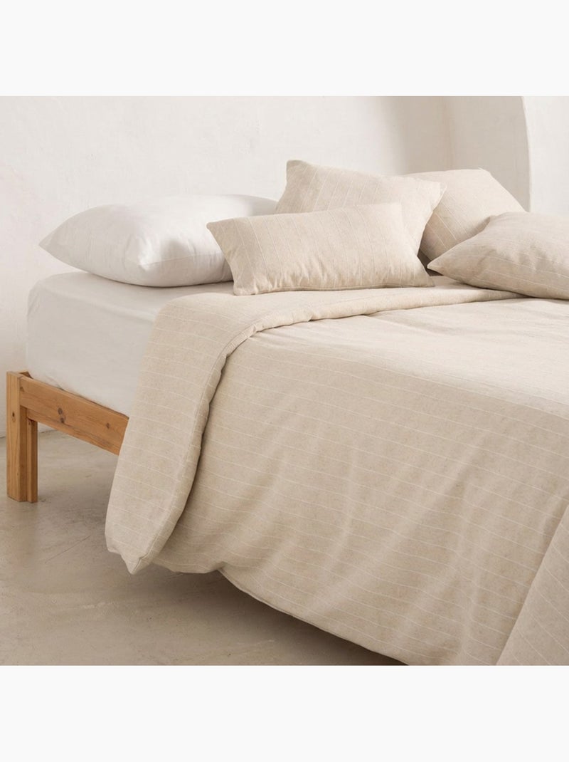 Housse de couette en coton avec fils en relief, tissu texturé. N’inclut pas les taies d’oreiller. Ocre - Kiabi