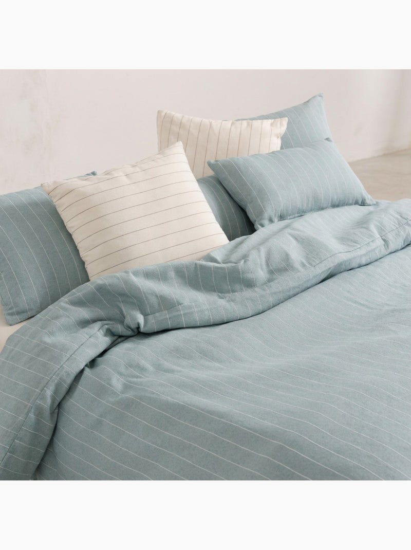 Housse de couette en coton avec fils en relief, tissu texturé. N’inclut pas les taies d’oreiller. Vert d'eau - Kiabi