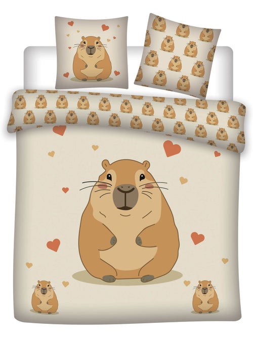 Housse de Couette Polycoton Capybara Kawaii 220x240cm + 2 Taies 65x65cm - Parure Coeurs Beige - Kiabi Housse de Couette Polycoton Capybara Kawaii 220x240cm + 2 Taies 65x65cm - Parure Coeurs Beige - Kiabi