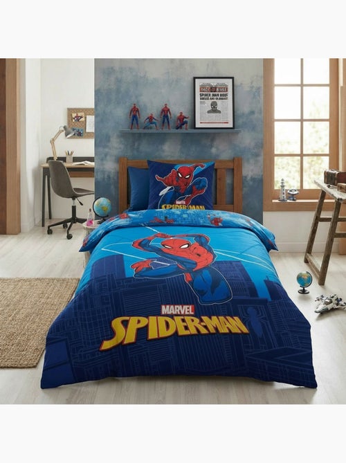 Housse de Couette Polycoton Spider-Man Licence Officielle Marvel 140x200cm + Taie 65x65cm - Kiabi Housse de Couette Polycoton Spider-Man Licence Officielle Marvel 140x200cm + Taie 65x65cm - Kiabi