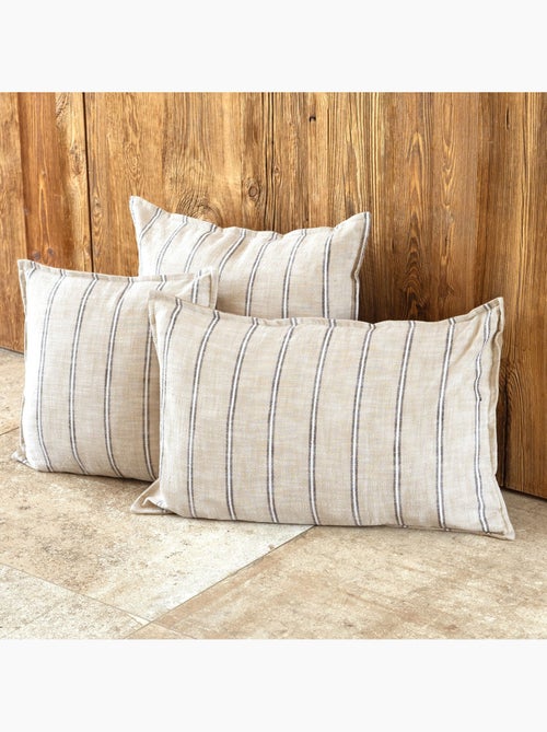Housse de coussin 100% coton rayures rustiques lourmarin - Kiabi Housse de coussin 100% coton rayures rustiques lourmarin - Kiabi