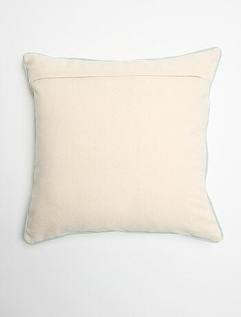 Housse de coussin brodée