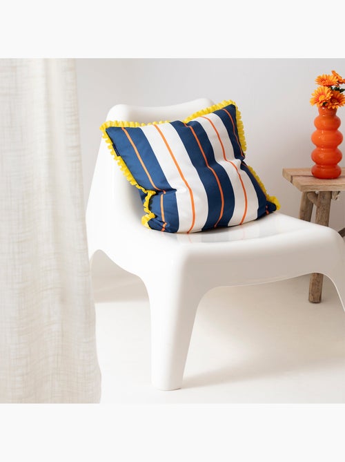 Housse de coussin décoratif Joyful lines "Happyfriday" - Kiabi Housse de coussin décoratif Joyful lines "Happyfriday" - Kiabi