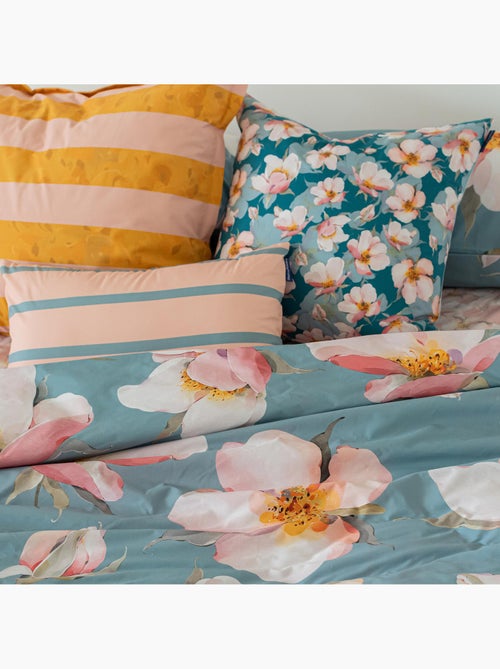 Housse de coussin Spring blossom "Happyfriday" - Kiabi Housse de coussin Spring blossom "Happyfriday" - Kiabi