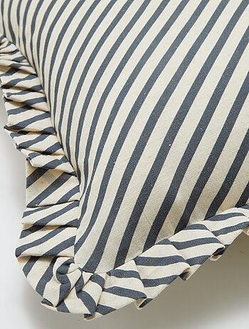 Housse de coussin volantée (45 x 45 cm)