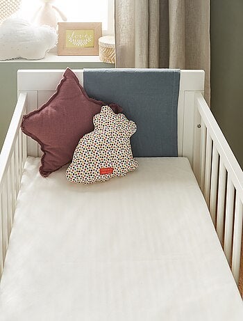 Housse matelas bébé anti punaise de lit