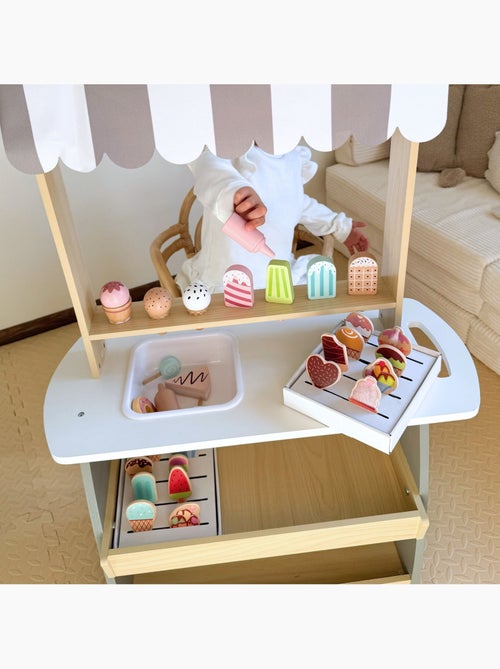 Houten ijskar op wielen – vintage ijscokar hypermotion voor kinderen vanaf 3 jaar - Kiabi Houten ijskar op wielen – vintage ijscokar hypermotion voor kinderen vanaf 3 jaar - Kiabi