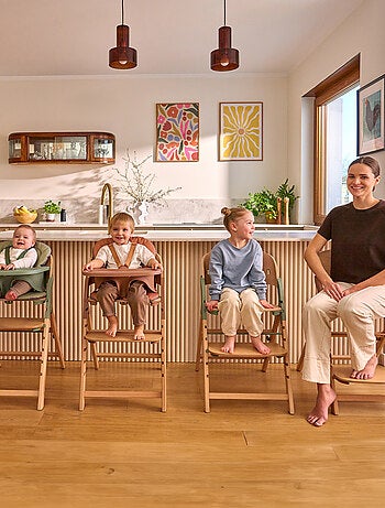 Houten kinderstoel 3-in-1 LIONELO Megan - Tot 110kg - Meegroei - Afneembaar blad