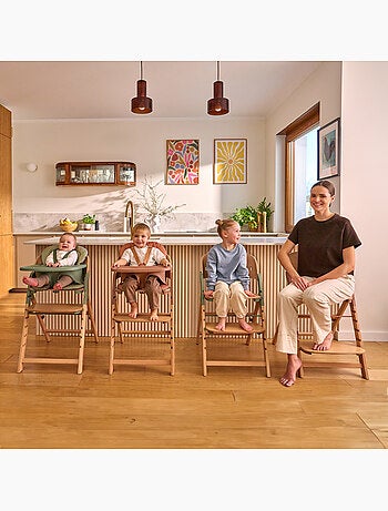 Houten kinderstoel 3-in-1 LIONELO Megan - Tot 110kg - Meegroei - Afneembaar blad