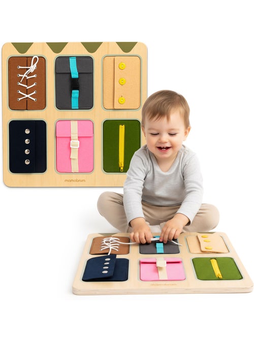 Houten kledingbord aan- en uitkleden 45x45cm 6 sluitingen veters mamabrum - Kiabi Houten kledingbord aan- en uitkleden 45x45cm 6 sluitingen veters mamabrum - Kiabi