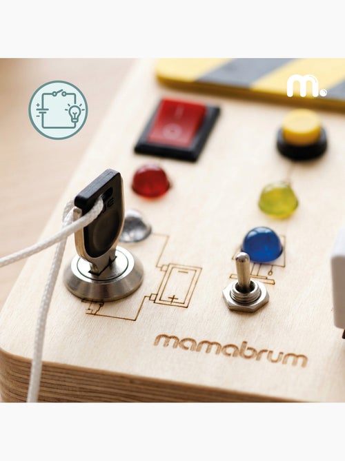 Houten mini activity board elektriciteitskast met led mamabrum - Kiabi Houten mini activity board elektriciteitskast met led mamabrum - Kiabi