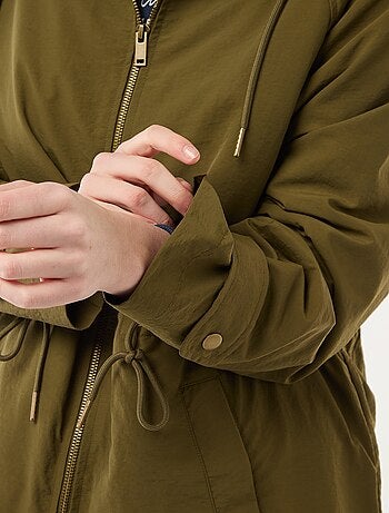 Imperméable à capuche