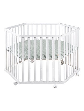 In hoogte verstelbare zeshoekige houten babybox met waterafstotend boxkleed 'roba Style' ROBA