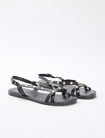 Instappers met bandjes en glanzende studs