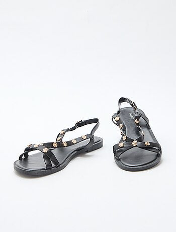 Instappers met bandjes en glanzende studs