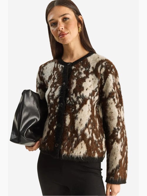 Jacquard cardigan met patroon, lange mouwen en knopen lucci - Kiabi Jacquard cardigan met patroon, lange mouwen en knopen lucci - Kiabi