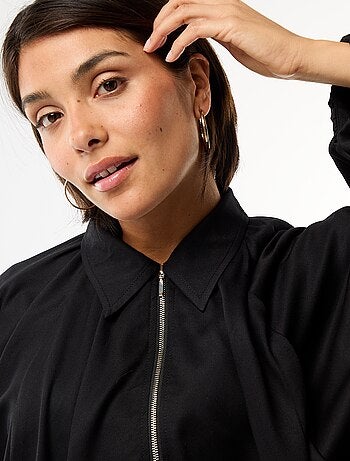 Jas met pofmouwen en rits