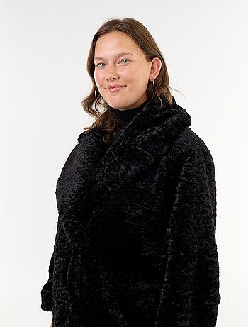 Jas van imitatiebont met astrakan-effect
