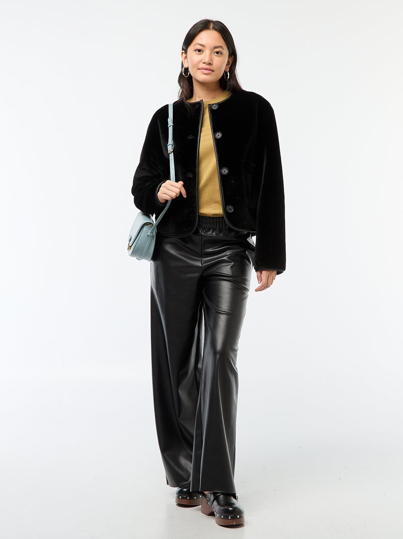 Jasje met ronde hals en pluche-effect zwart - Kiabi