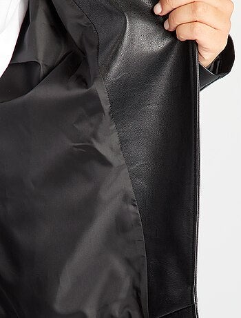 Jasje van imitatieleer met reverskraag