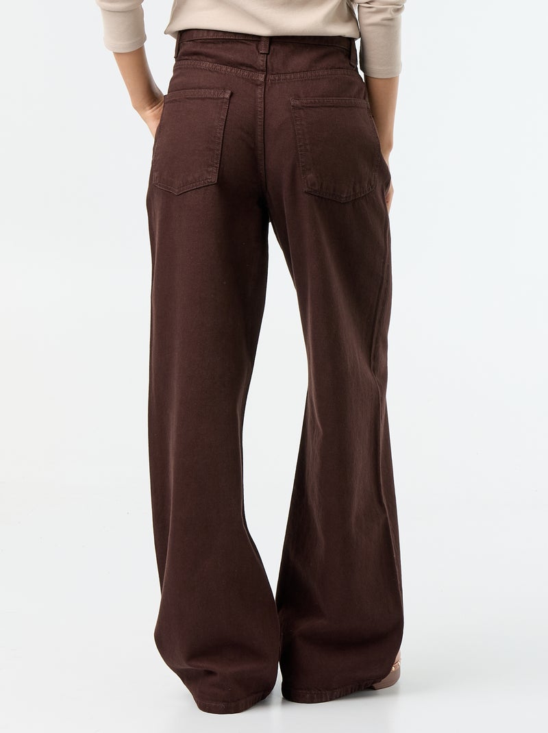 Jean barrel avec patte de boutonnage décalée Marron - Kiabi