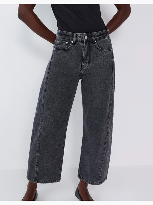 Jean barrel, mo fashion - Kiabi Jean barrel, mo fashion - Kiabi