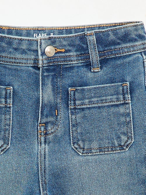 Jean coupe flare/bootcut avec poches plaquées - Kiabi