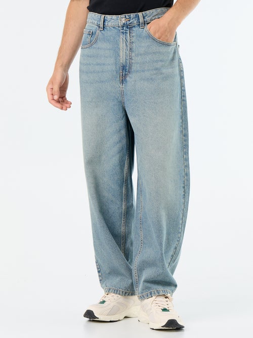 Jean coupe large 5 poches - Kiabi Jean coupe large 5 poches - Kiabi