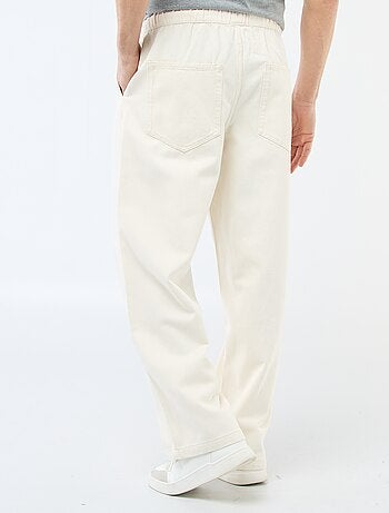 Jean coupe large avec taille élastiquée