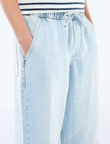 Jean coupe large avec taille élastiquée