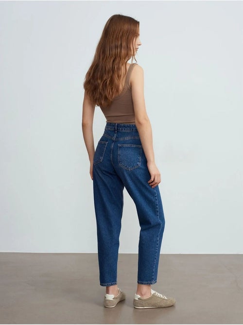 Jean droit taille basse en coton dilvin - Kiabi Jean droit taille basse en coton dilvin - Kiabi