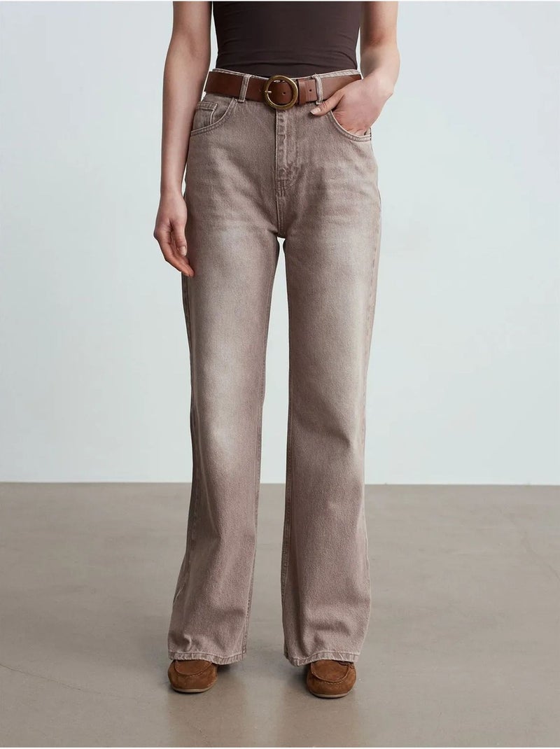 Jean en denim à jambe droite et taille haute dilvin Sable - Kiabi