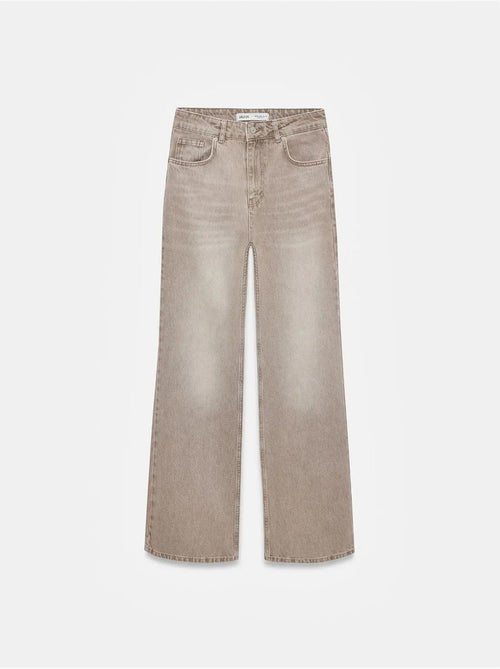 Jean en denim à jambe droite et taille haute dilvin - Kiabi Jean en denim à jambe droite et taille haute dilvin - Kiabi