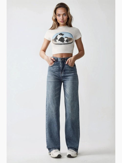 Jean en denim à jambe droite hiccup - Kiabi Jean en denim à jambe droite hiccup - Kiabi