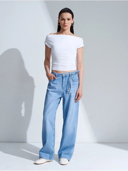 Jean en denim de coton à taille haute et jambe large dilvin - Kiabi Jean en denim de coton à taille haute et jambe large dilvin - Kiabi