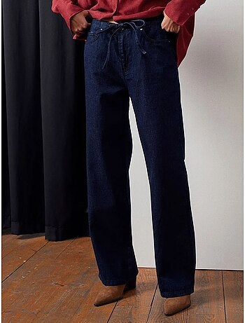 Jean femme taille mi-haute à jambe droite dilvin