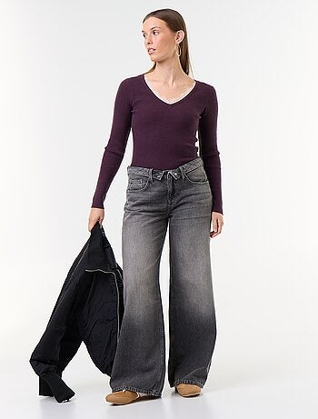 Jean large avec ceinture fantaisie